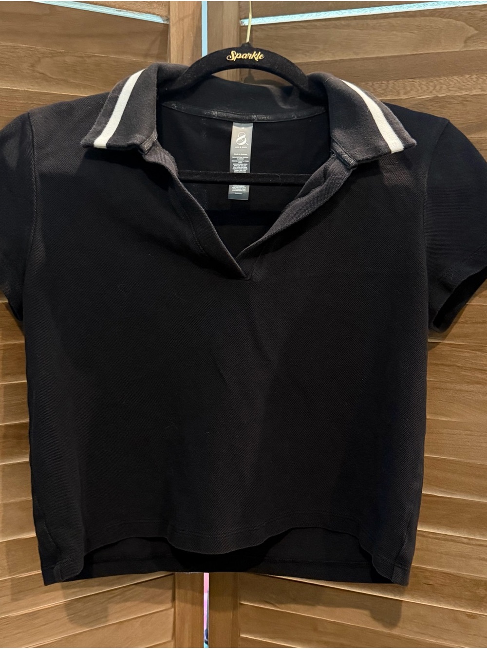 Lou & Grey cropped Black Polo-Style Short Sleeve Top with White-Trim Collar